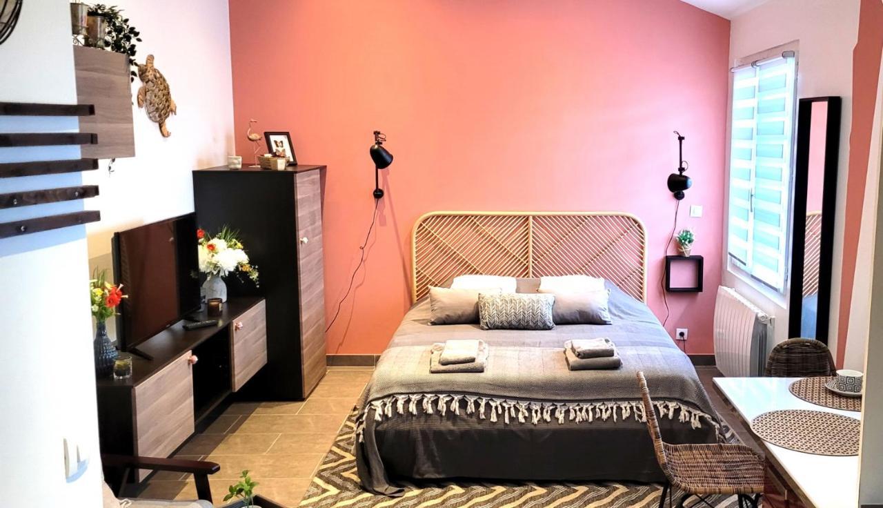 Studio Orange - Parc Asterix - Mer De Sable - Villepinte - Aeroport Cdg Vemars Luaran gambar